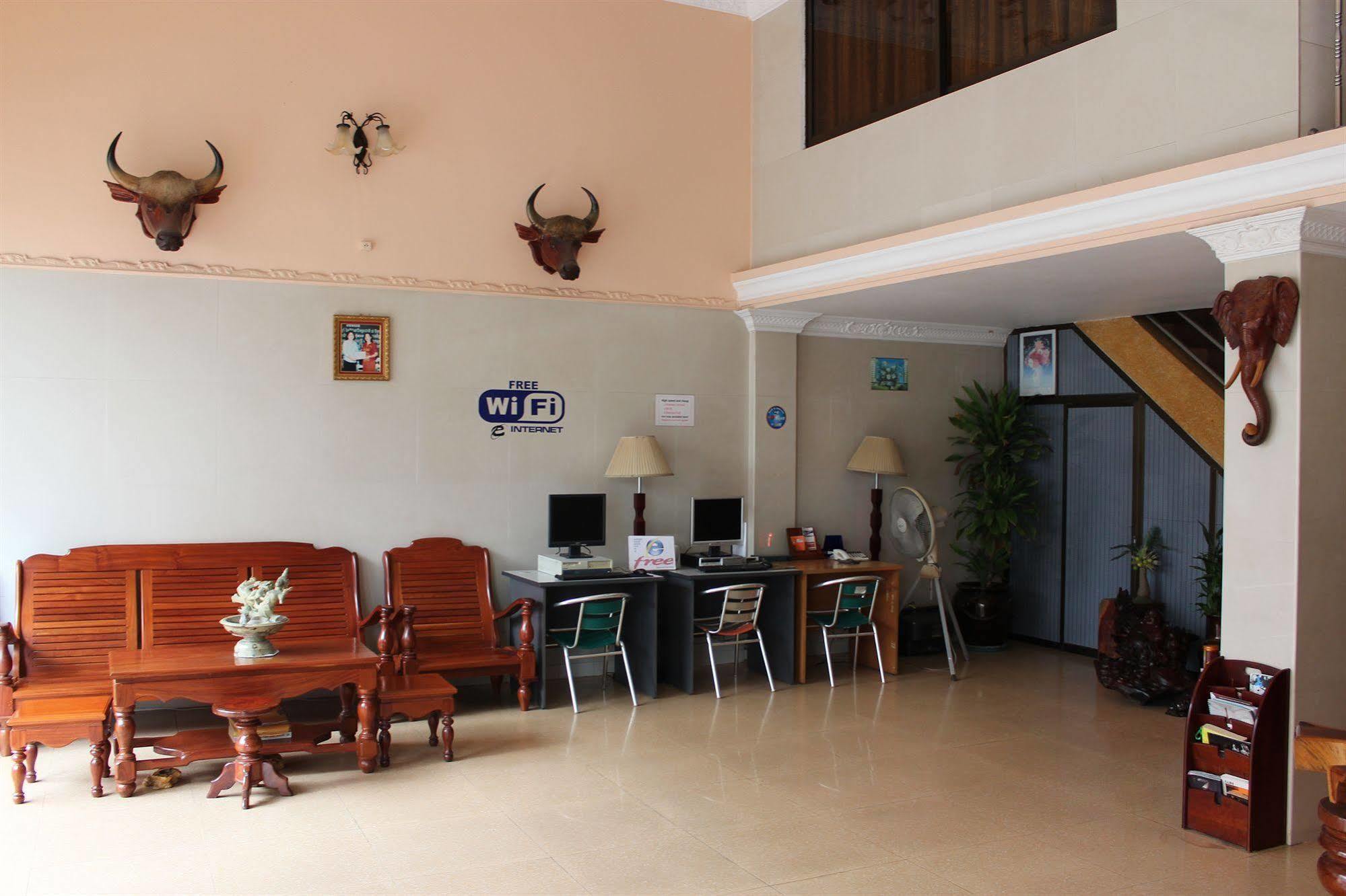 Lucky 2 Guesthouse Phnompenh Exteriér fotografie